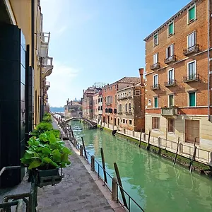 locanda-ca-messner.hotelslidodijesolo.com/
