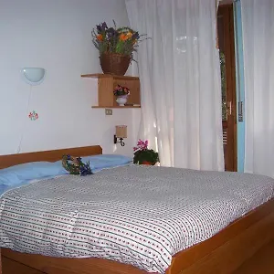 Bed & Breakfast Garni Pecol, Fusine (Belluno)