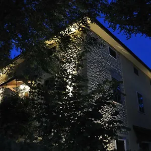 Relais Des Roches Bed & Breakfast